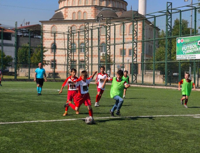 KURAN KURSLARI ARASI FUTBOL TURNUVASI BAŞLADI