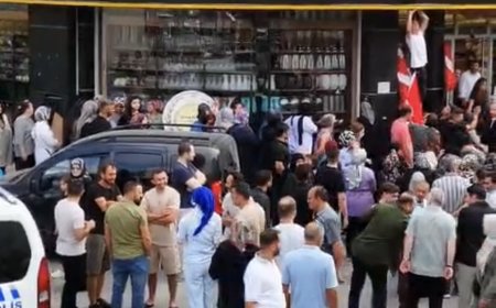 Çarşı İstanbul’un Demirtaş şubesi yoğun katılımla hizmete açıldı.