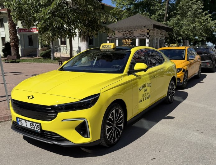 Togg T10F taksi Bursa trafiğinde boy gösteriyor