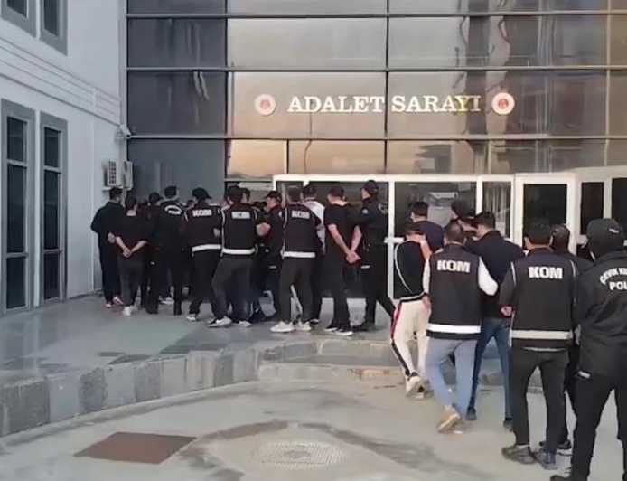 Bir kent kabusu yaşadı: Esnafı haraca bağlayıp, kadınlara zorla fuhuş yaptırdılar
