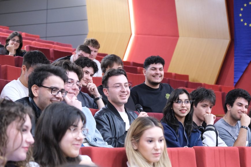 Avrupa Fırsatları Üniversite Öğrencileriyle Buluştu