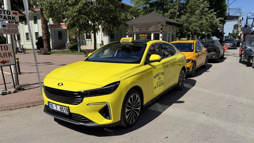 Togg T10F taksi Bursa trafiğinde boy gösteriyor