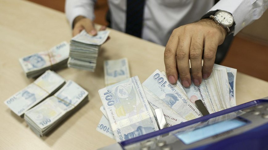 Bayram ikramiyeleri hesaplara yatmaya başladı! Kim, hangi gün ikramiye alacak?