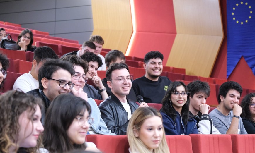 Avrupa Fırsatları Üniversite Öğrencileriyle Buluştu