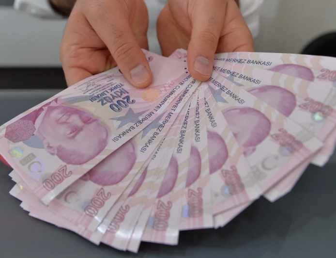 Memur ve emekliye ek zam var mı? Cumhurbaşkanı Yardımcısı Yılmaz'dan açıklama