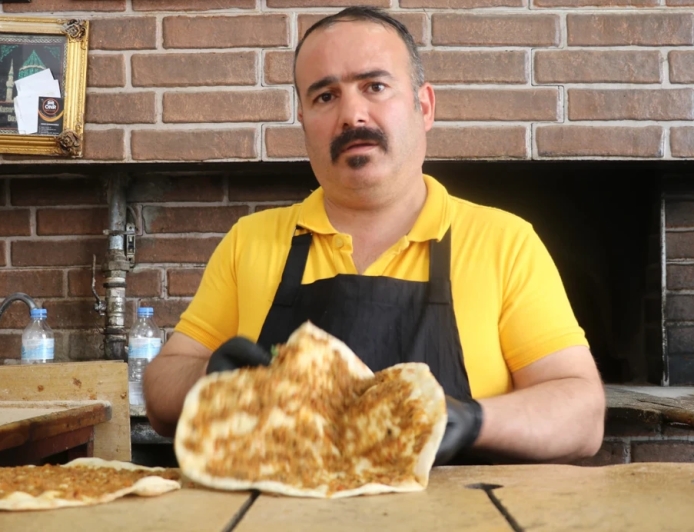 50 TL'ye lahmacun satınca başına gelmeyen kalmadı: Yüzde 15 kar ediyorum