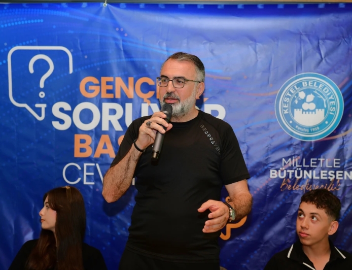 Kestel Belediye Başkanı Erol Gençlere Yapılan Yatırımları Anlattı, Talepleri Tek Tek Dinledi