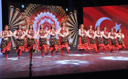Altın Karagöz'de kültürlerin buluşması sürüyor