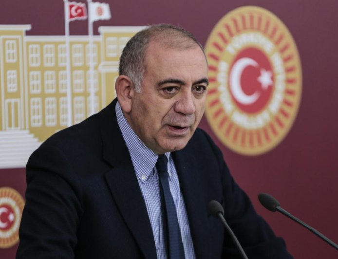 CHP İstanbul İl Kongresi davasında duruşma 16 Ekim’e ertelendi