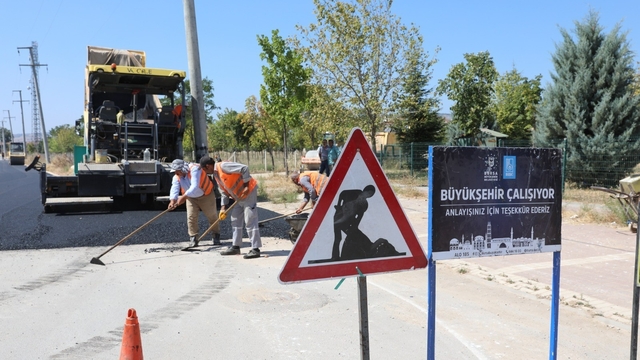 Bursa Buyuksehir Belediyesi Calikavak yol yenileme calismasi