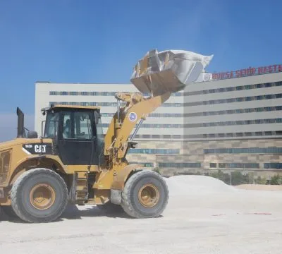 Bursa Şehir Hastanesi’nin iç yolları yenilendi