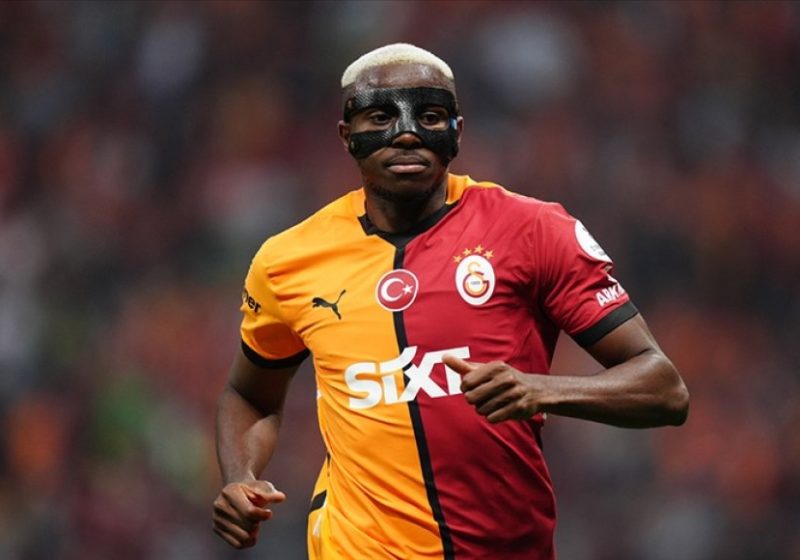 Victor Osimhen kalacak mı? Okan Buruk’tan transfer açıklaması