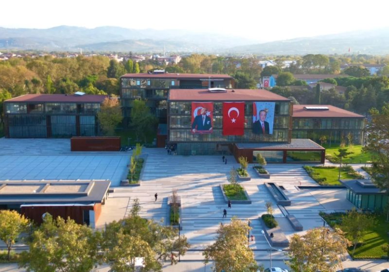 İnegöl Belediyesi’ne Afet Çantası Ve İnfogöl’den Çifte Ödül