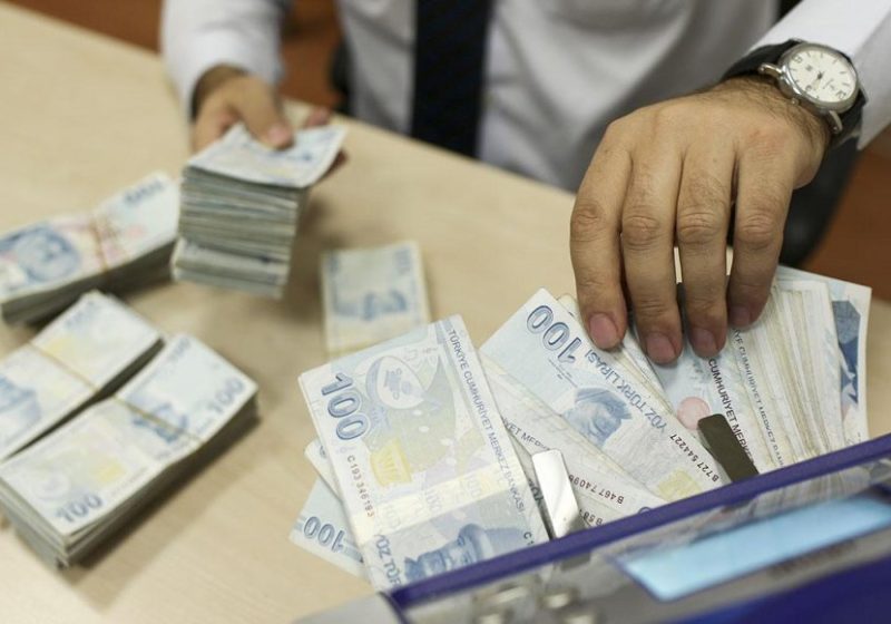 Bayram ikramiyeleri hesaplara yatmaya başladı! Kim, hangi gün ikramiye alacak?