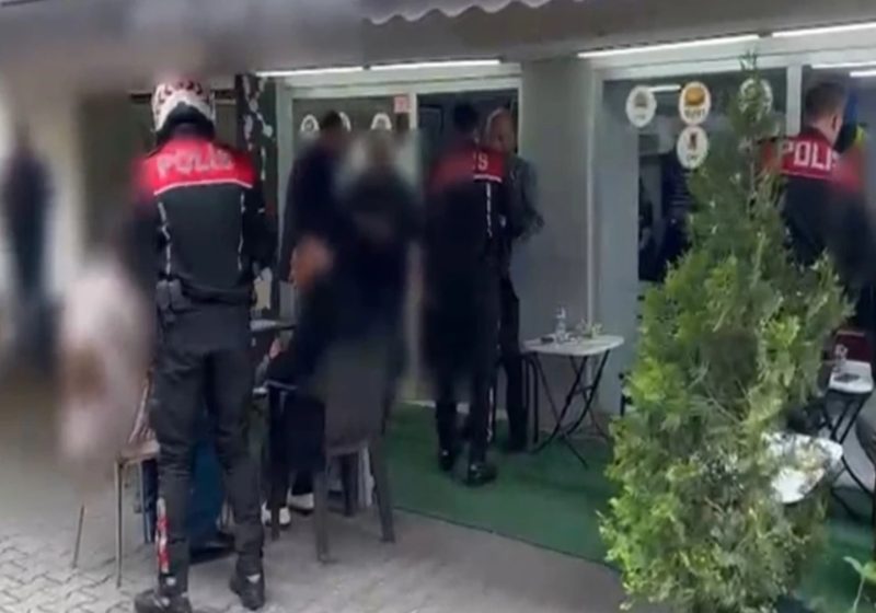 Çay ocağında fuhşa aracılık yapanlara operasyon: 4 tutuklama