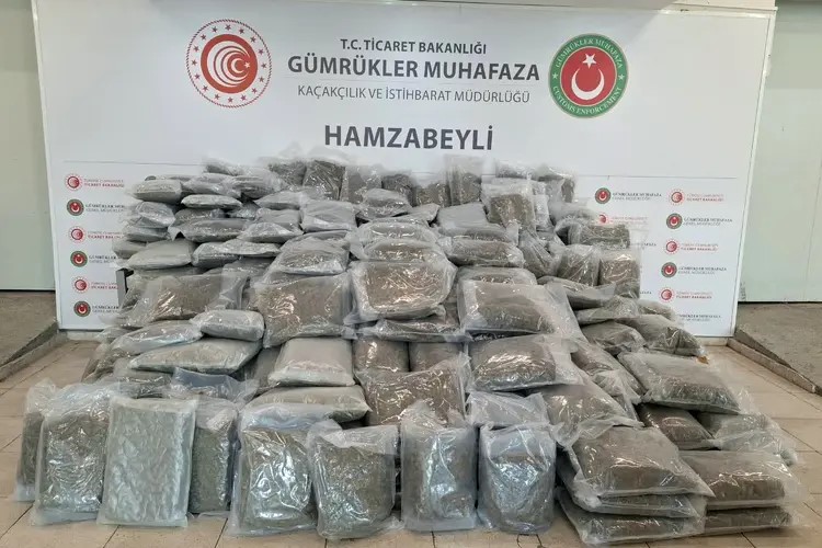 romanya-dan-bursa-ya-dogru-gelen-aracta-288-kilo-uyusturucu-cikti-1787732979-810_large - Haber Buysa