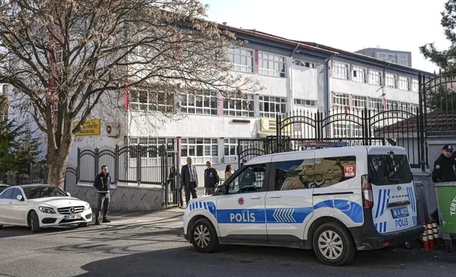 0x0-bakan-ciftciden-yeni-okul-guvenligi-talimati-gorevliler-cocuklardan-yarim-saat-once-okulda-olacak-1791811909296 - Haber Buysa